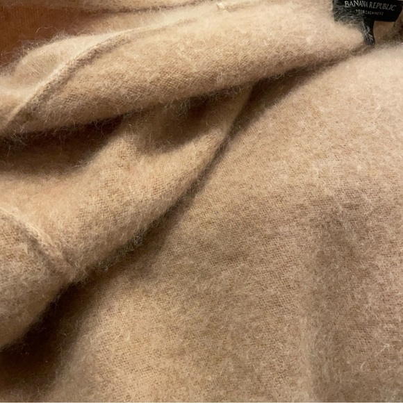 🦭Fuzzy Cashmere Long Coat Jacket Cardigan Tan Neutral m banana Republic duster - Picture 9 of 13